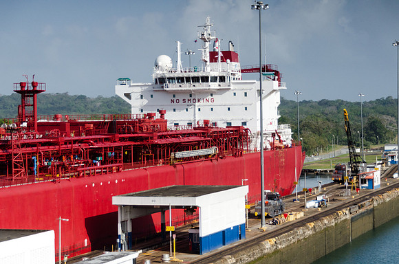 Gas Carrier in Gatun Lock -2