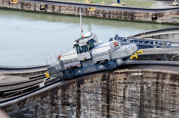 Car Transporter Ship Navigating Miraflores Locks -3