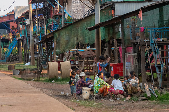Kampong Phluk Floating Village -7
