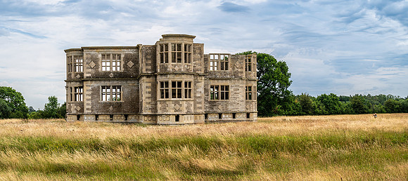 Lyveden-7