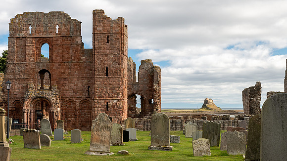 Lindisfarne Priory -2