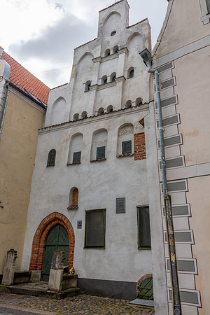 Riga -44