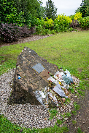 Lockerbie Local Memorial Gardens -3
