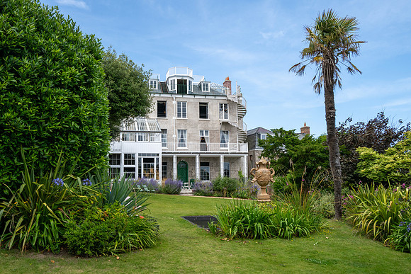 Victor Hugo House & Garden