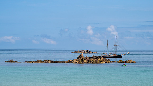 Sailing Boat off Shell Beach