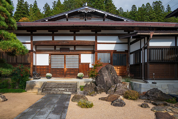 Takayama-19